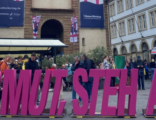 „Hab Mut, steh auf!“ – was der Katholikentag heute zu bieten hat.